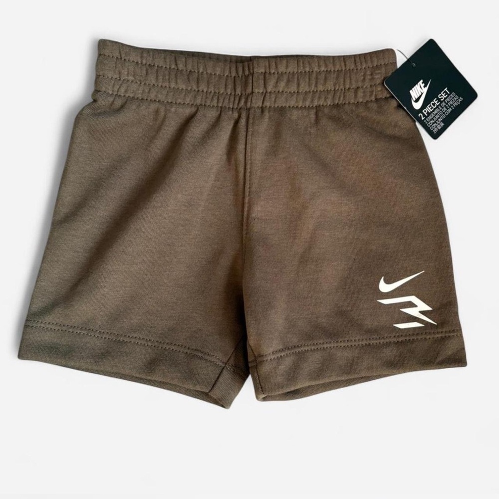 2 boys outfits 12-18 months - Picture 5 of 8